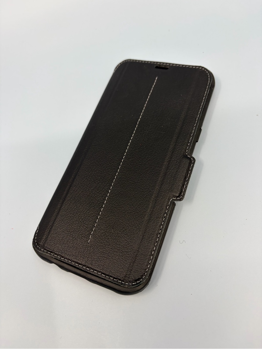 OtterBox Strada Series Genuine Leather Folio Case for Samsung Galaxy S8 Black